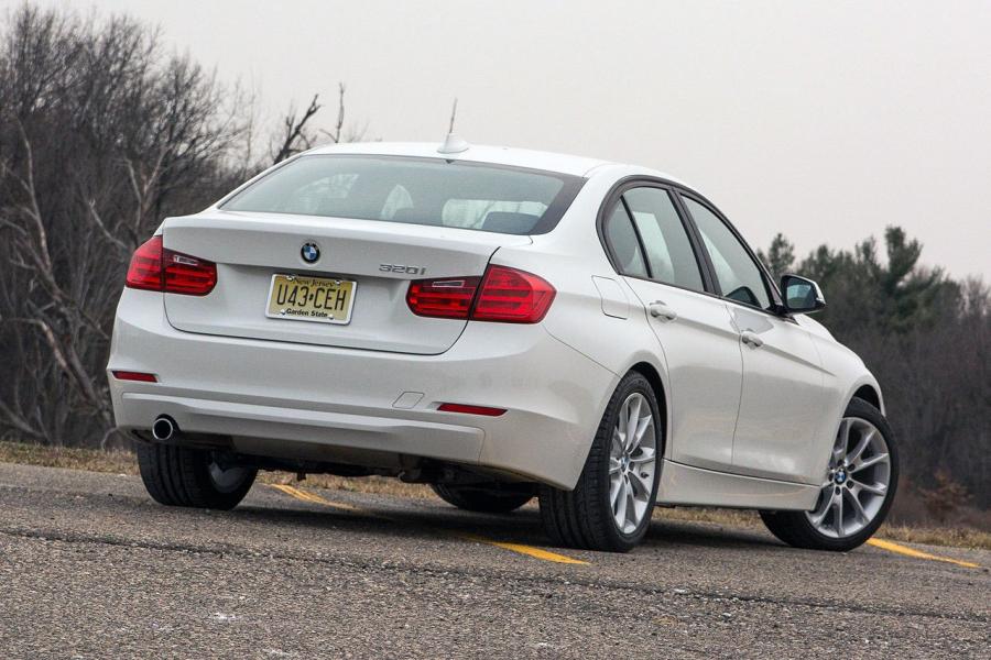  BMW 320i 2014 года  (фото 3 из 17)